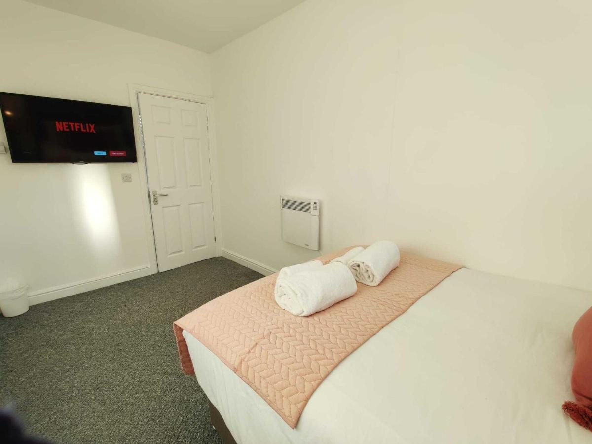 2 Ensuites, Garden, Smart Tv'S In All Rooms! Swansea Exterior foto