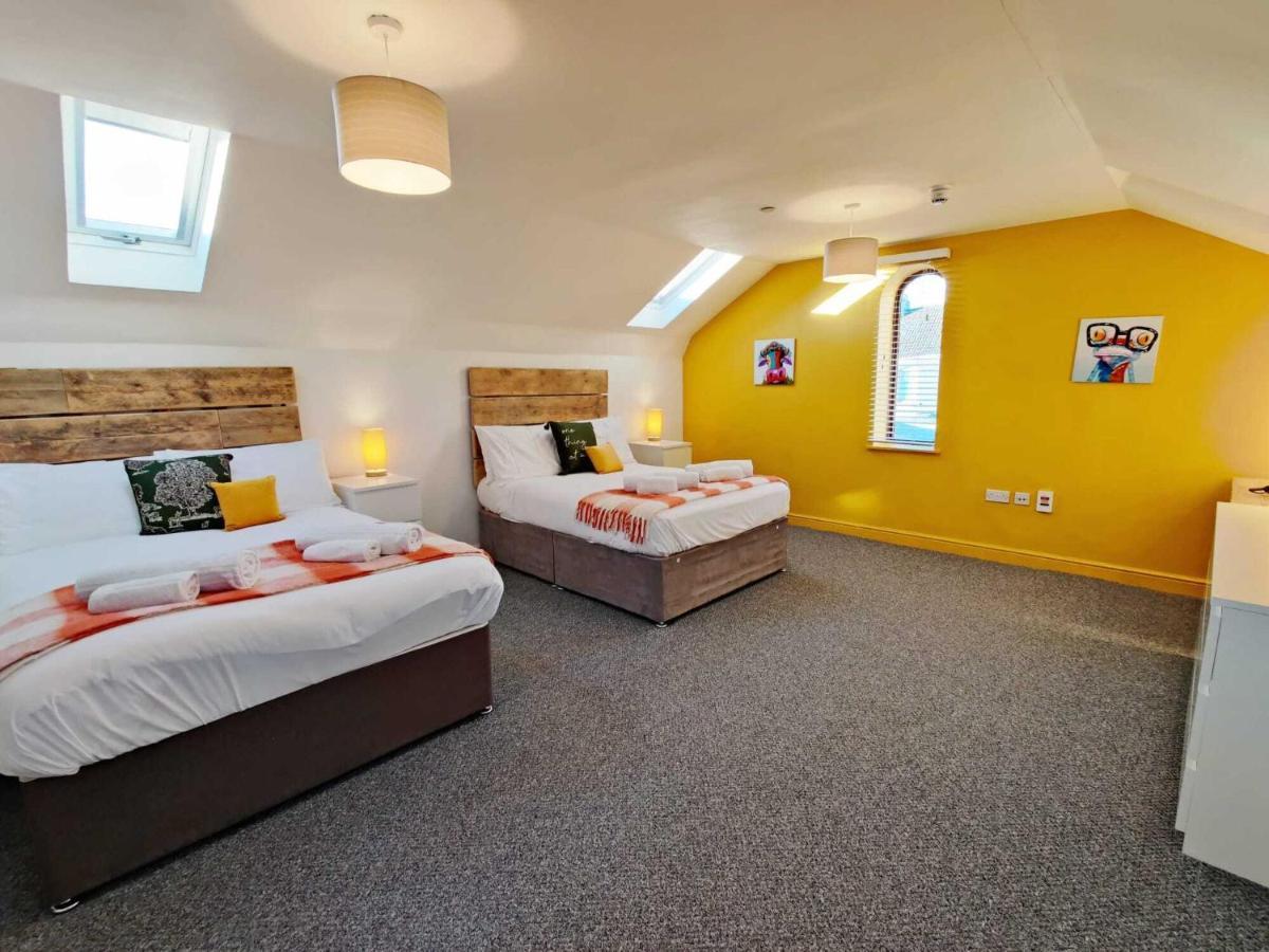 2 Ensuites, Garden, Smart Tv'S In All Rooms! Swansea Exterior foto